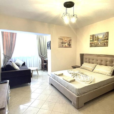 Peace Apartments Дуррес Екстер'єр фото