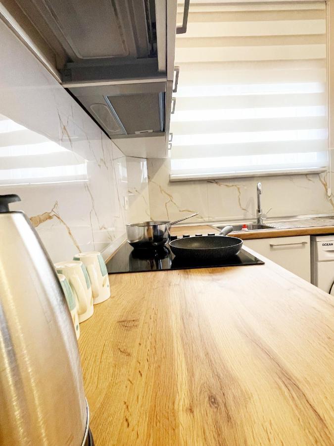Peace Apartments Дуррес Екстер'єр фото