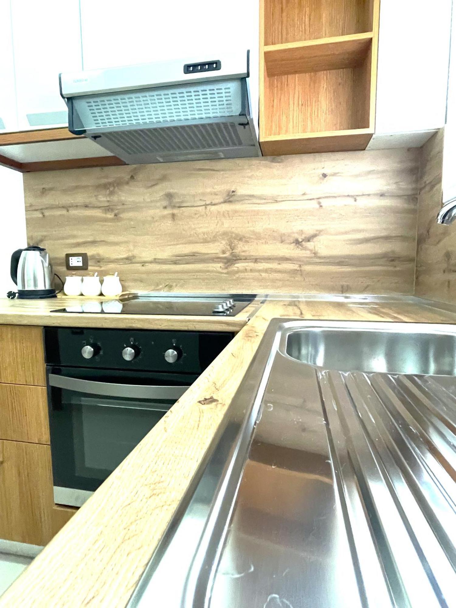 Peace Apartments Дуррес Екстер'єр фото
