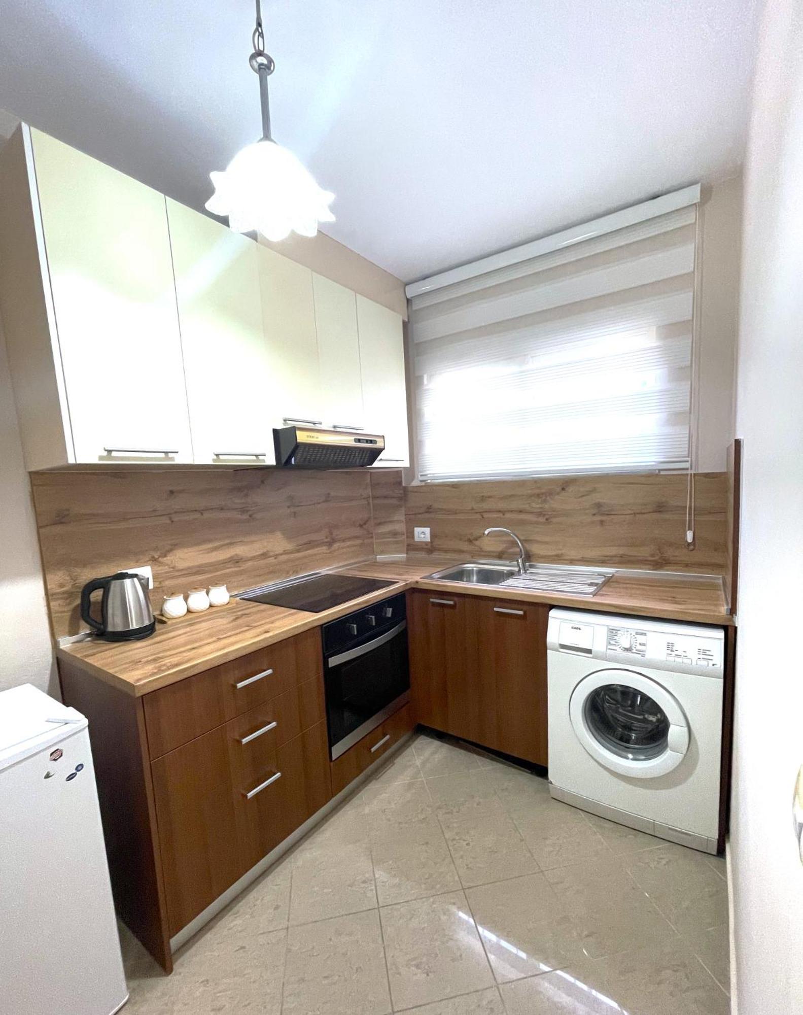 Peace Apartments Дуррес Екстер'єр фото