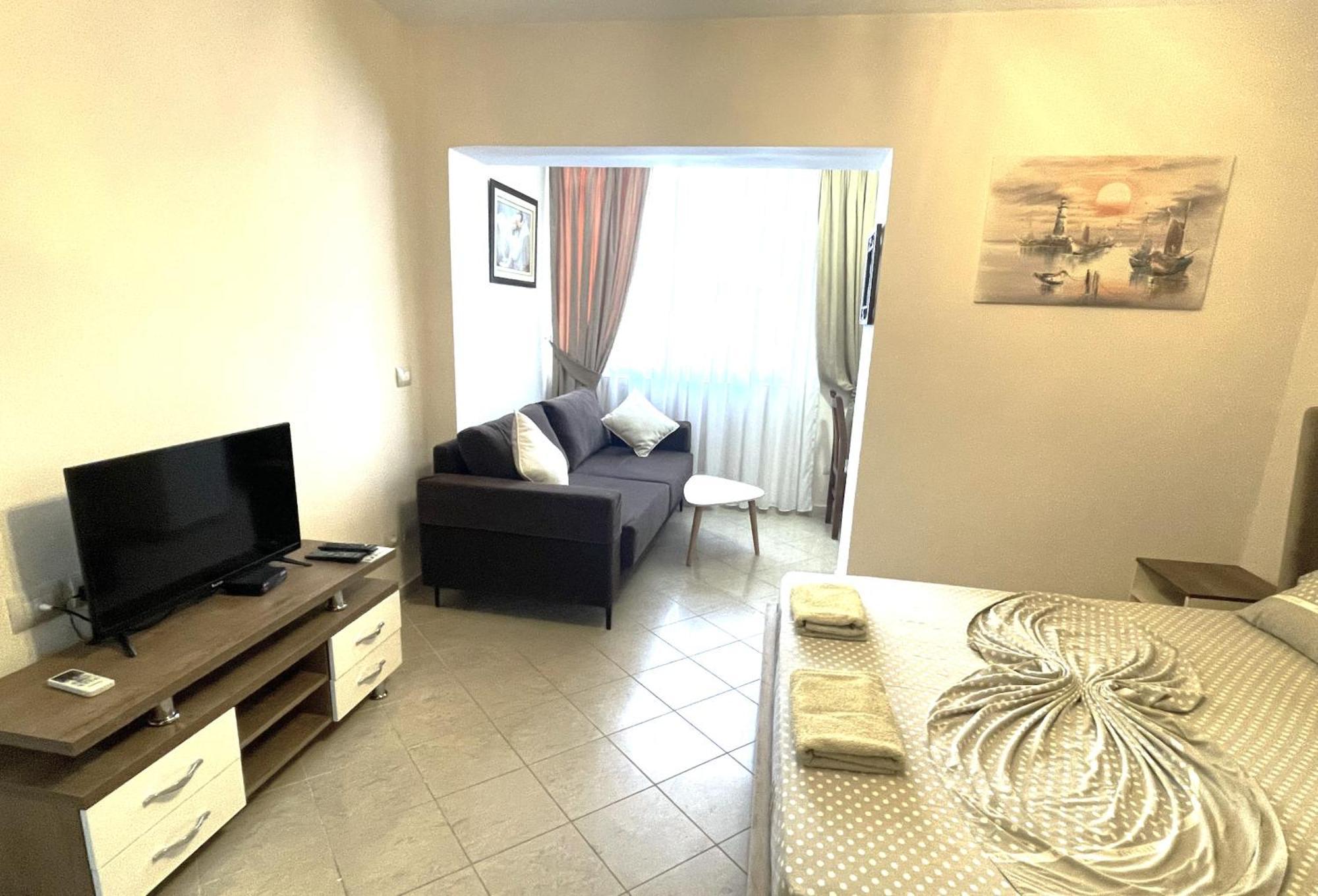 Peace Apartments Дуррес Екстер'єр фото